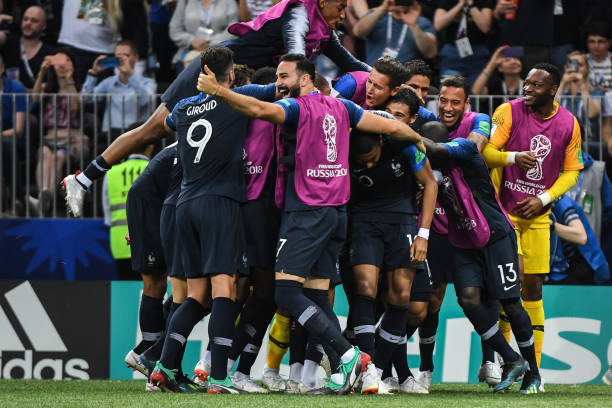 努涅斯是一 努涅斯是一